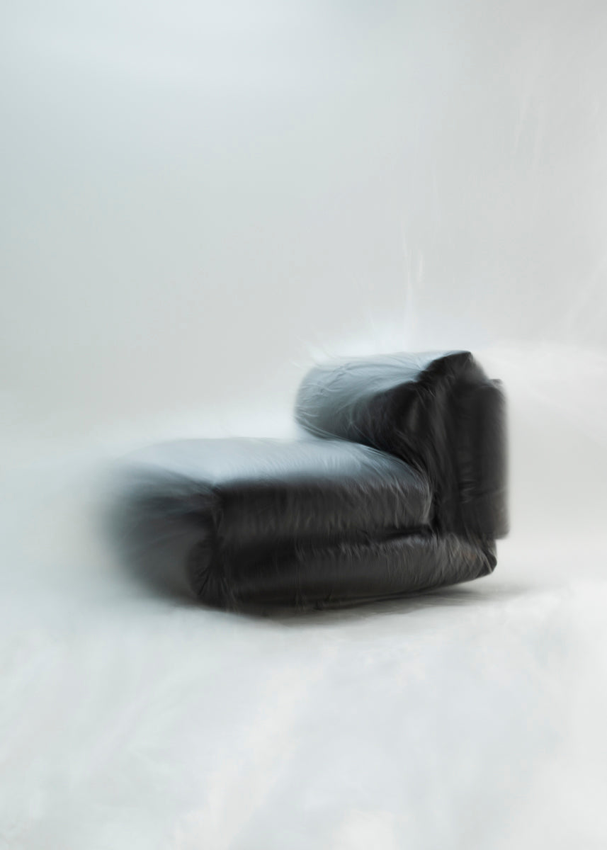 Abrazo Lounge Chair