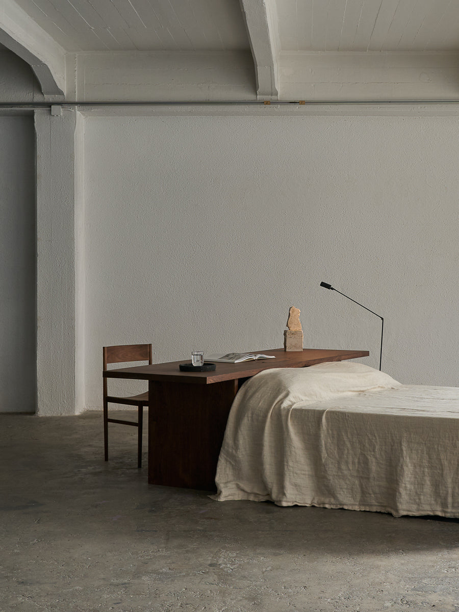 Ernest Desk