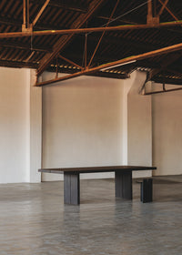Murakami Table