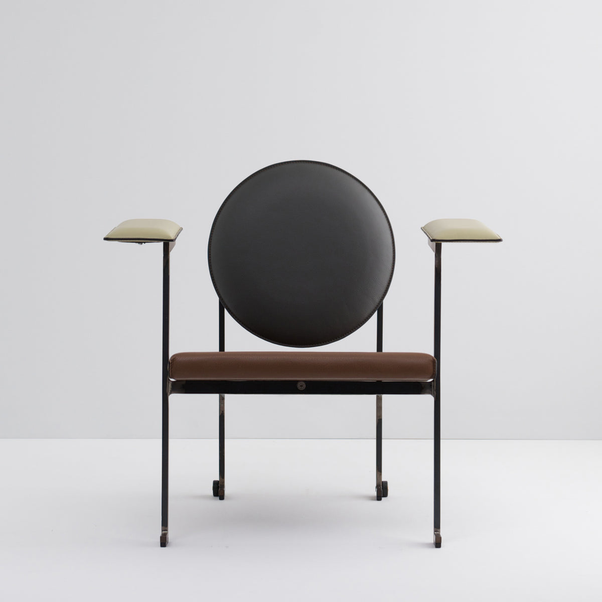 mm1 Lounge Chair