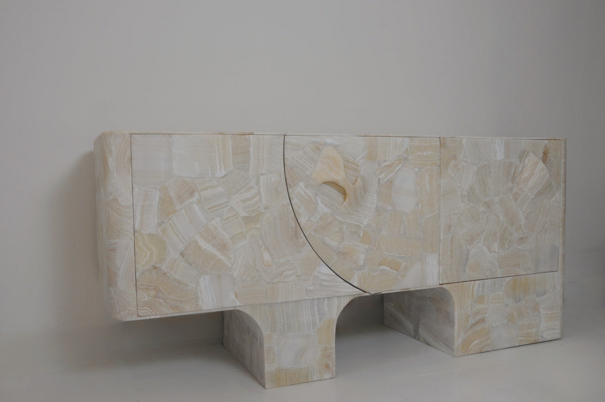 Eoli Credenza