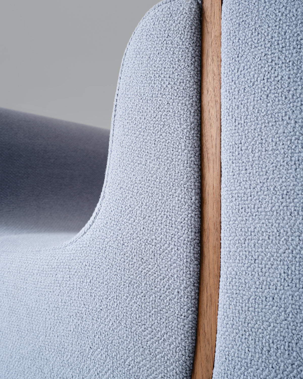 Linea Armchair