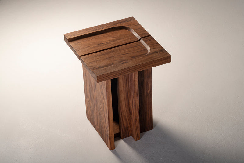 Kahn Stool