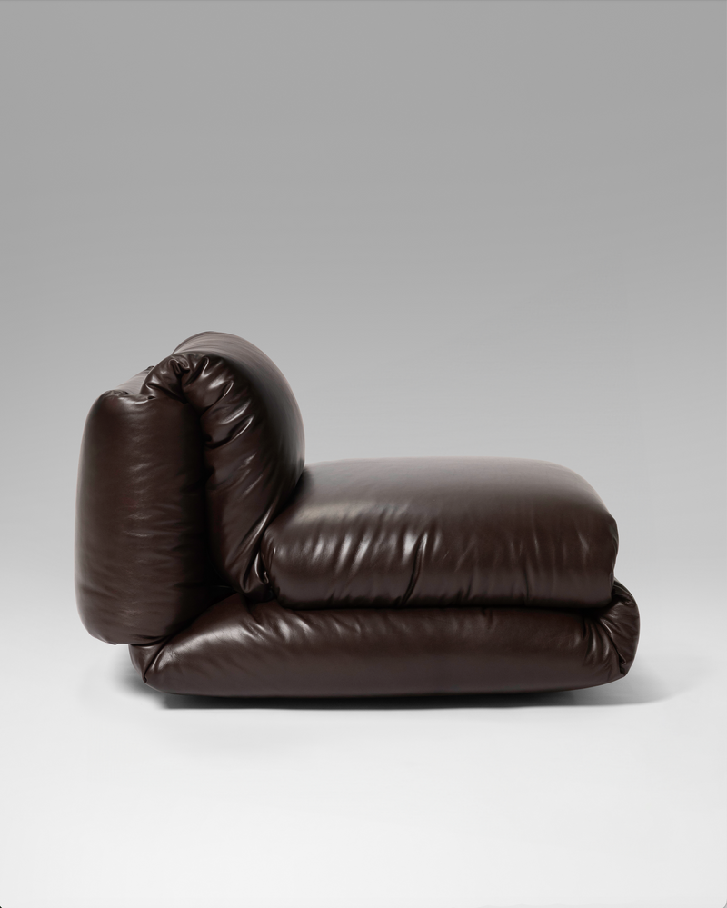 Abrazo Lounge Chair