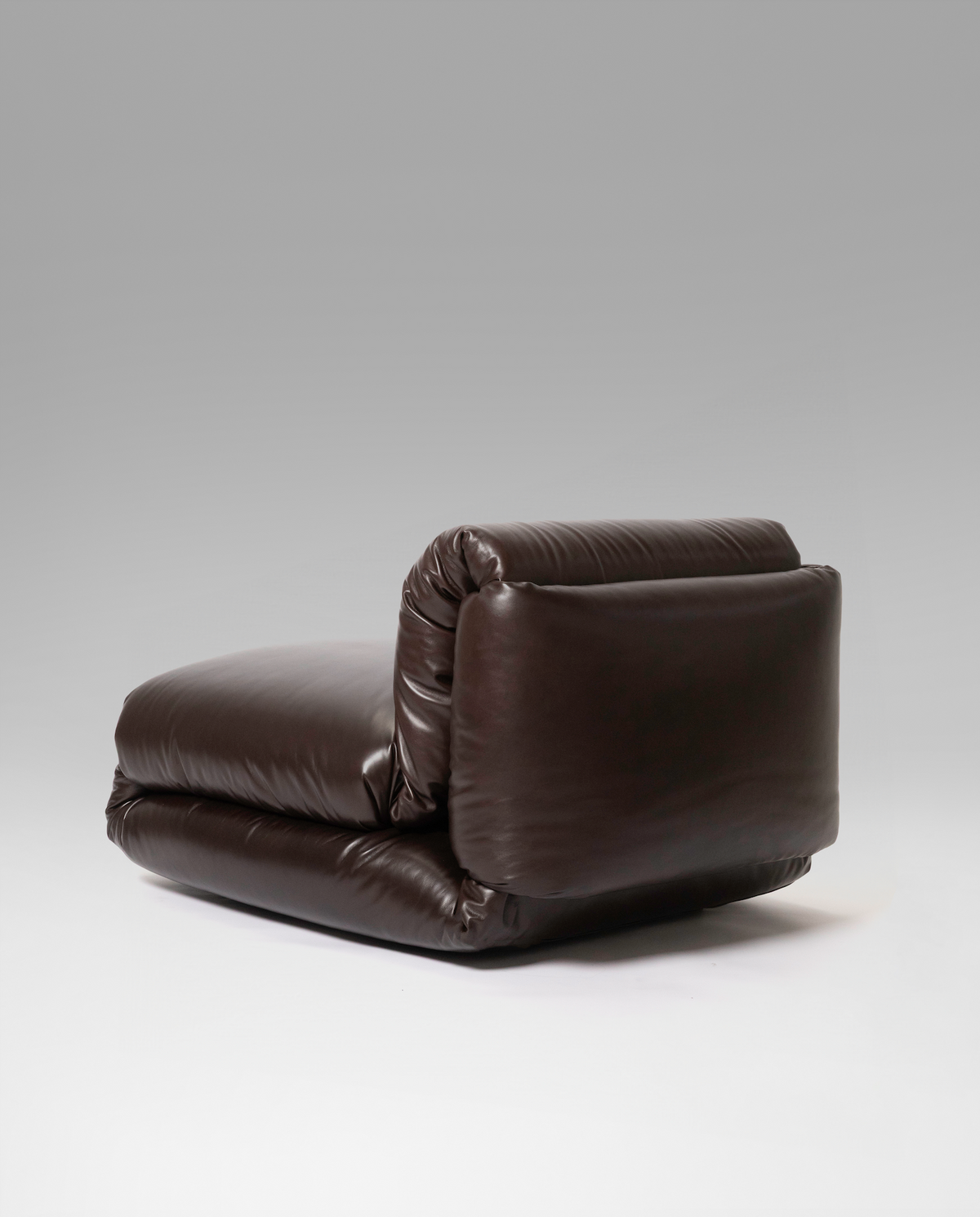 Abrazo Lounge Chair