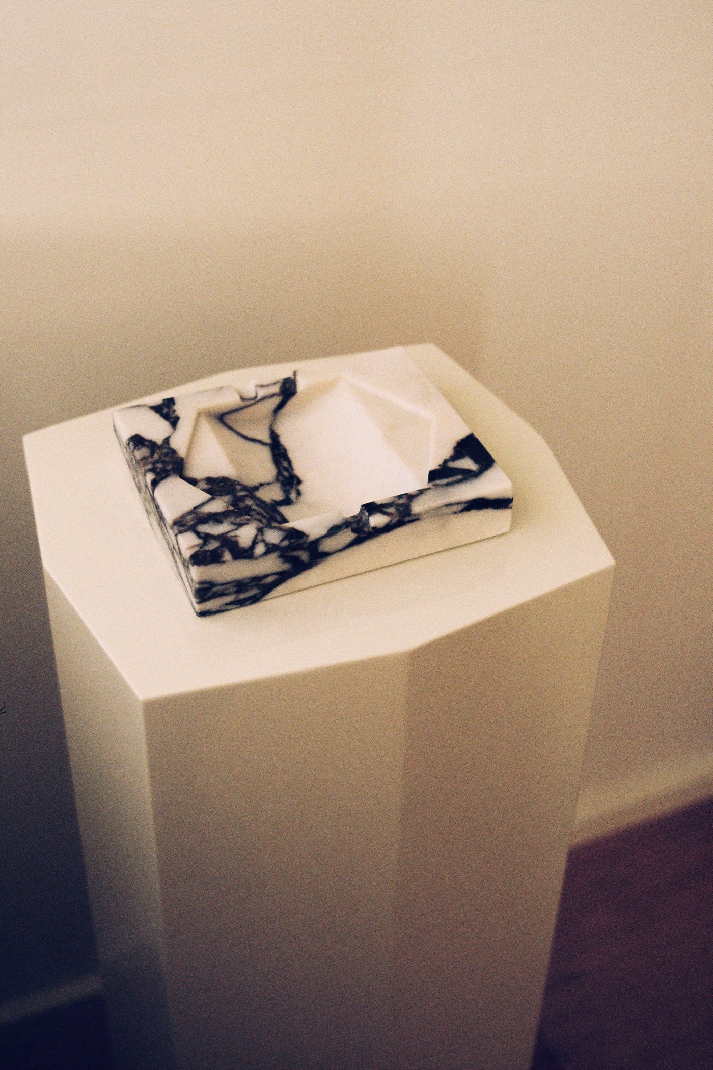 VASTO Gallery - Living with Art