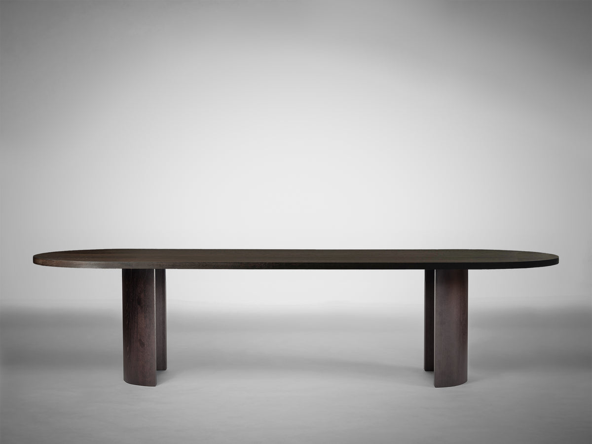 Aperta Capsule Table