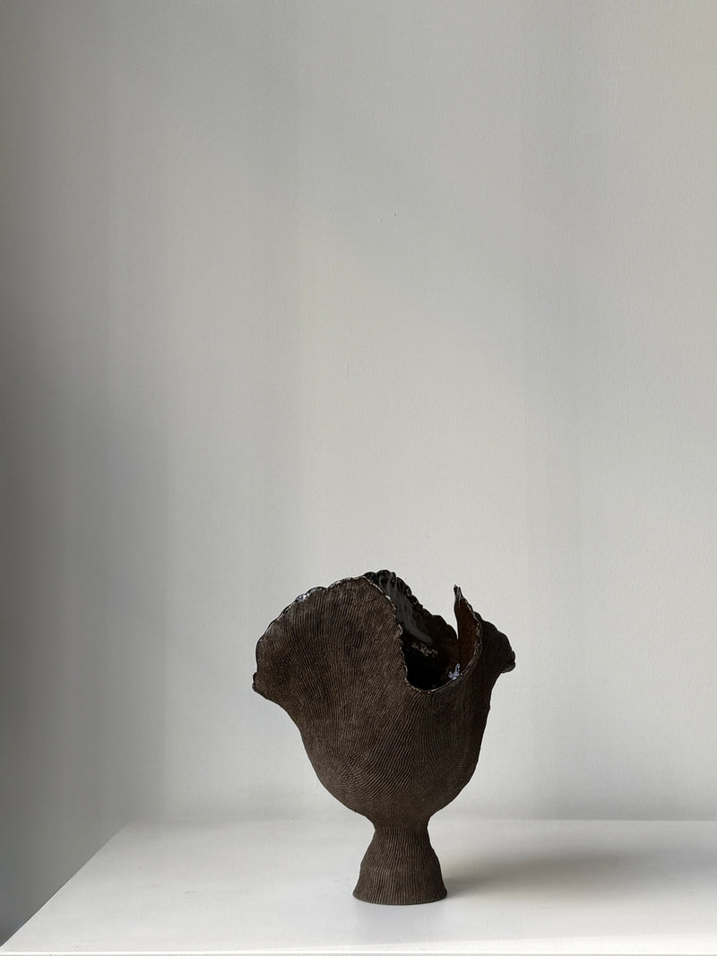 Open Floret in Noir