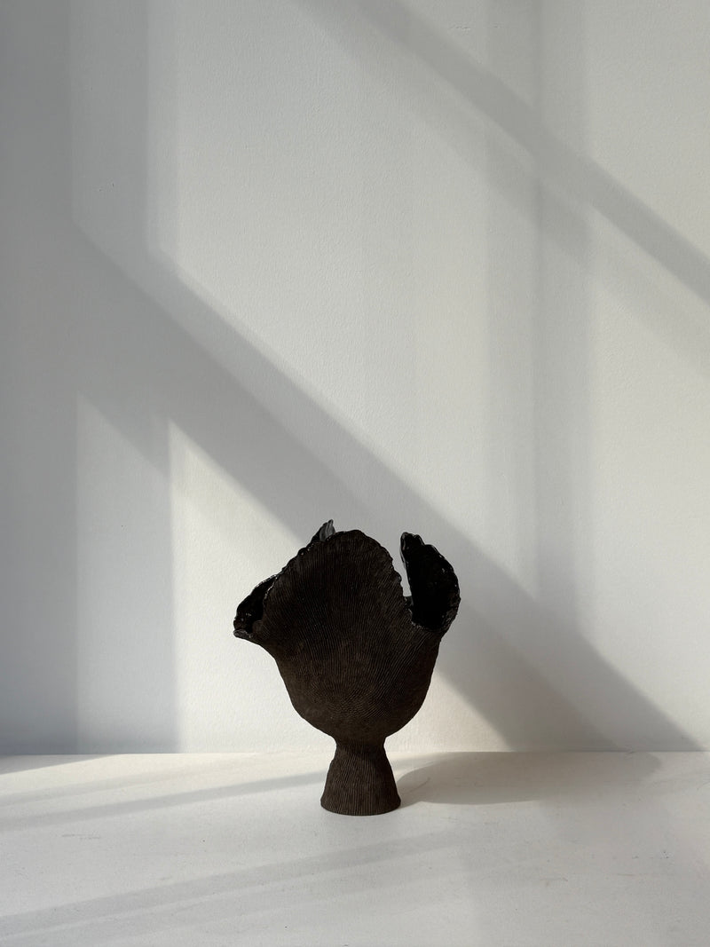 Open Floret in Noir