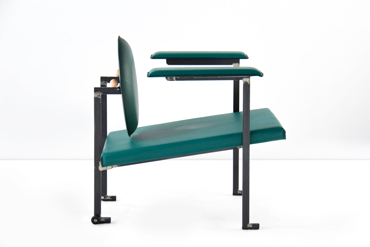 mm1 Lounge Chair