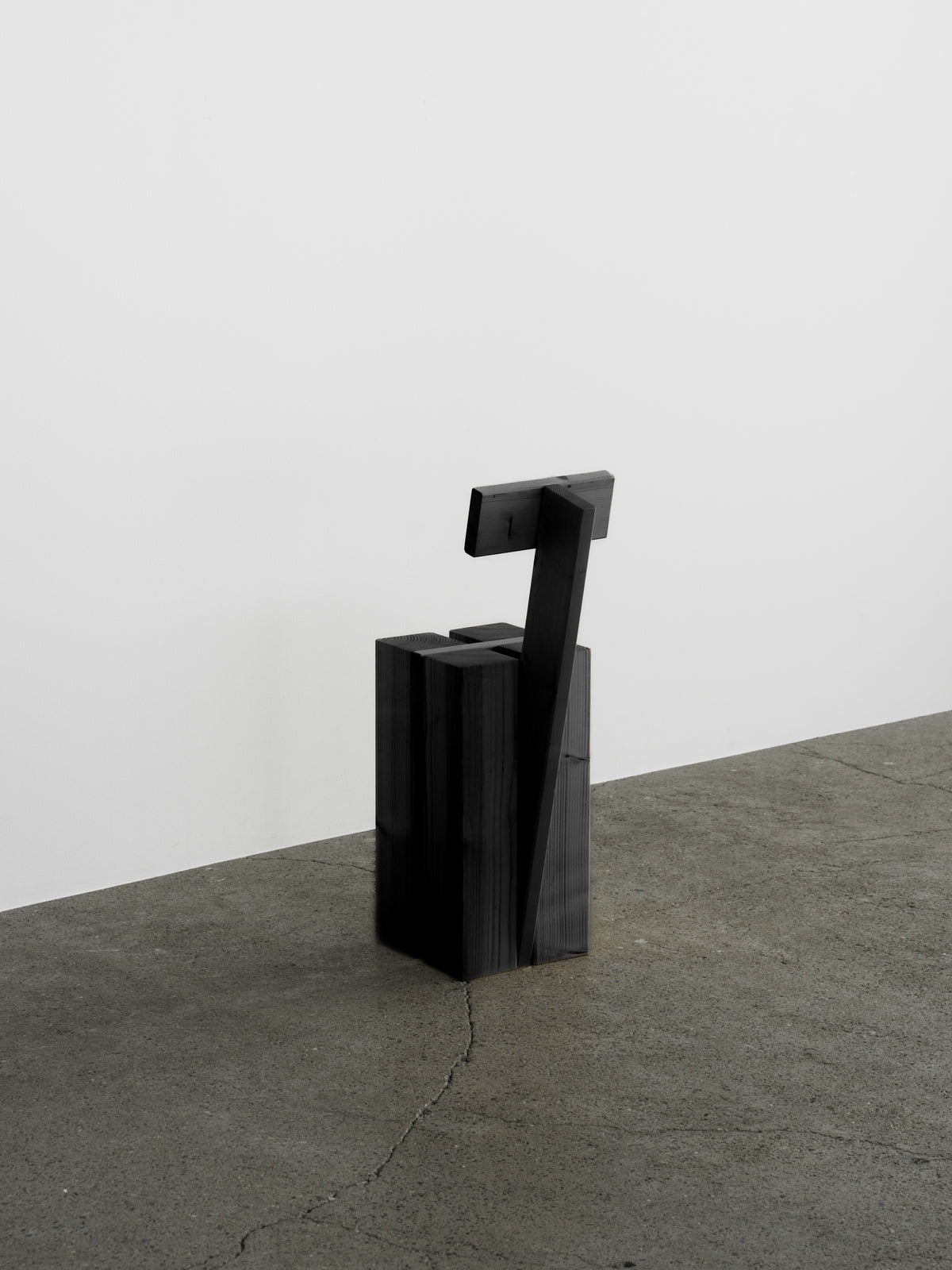 N08F015 object