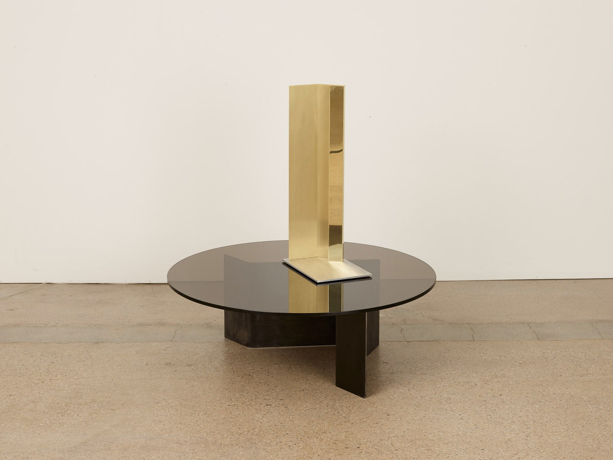 Mano Table Lamp