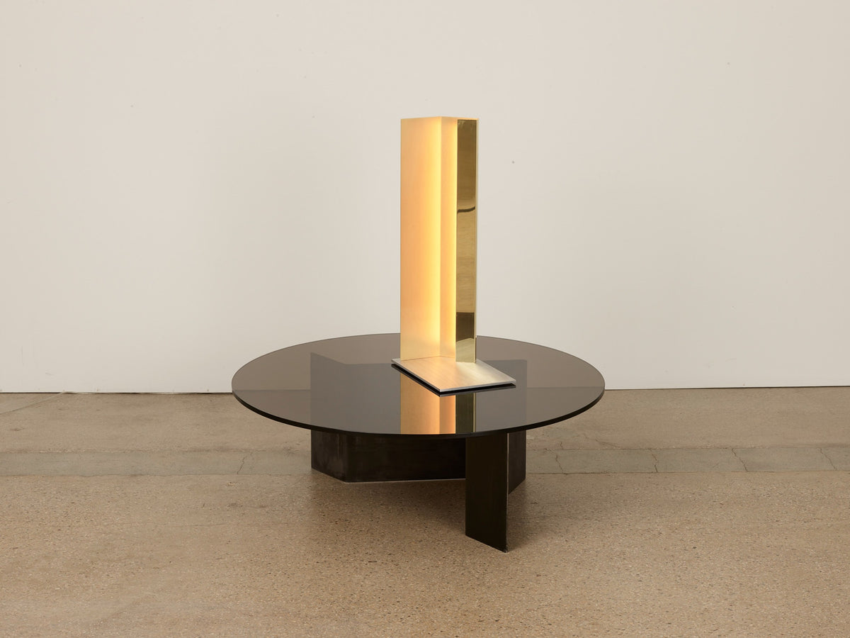 Mano Table Lamp