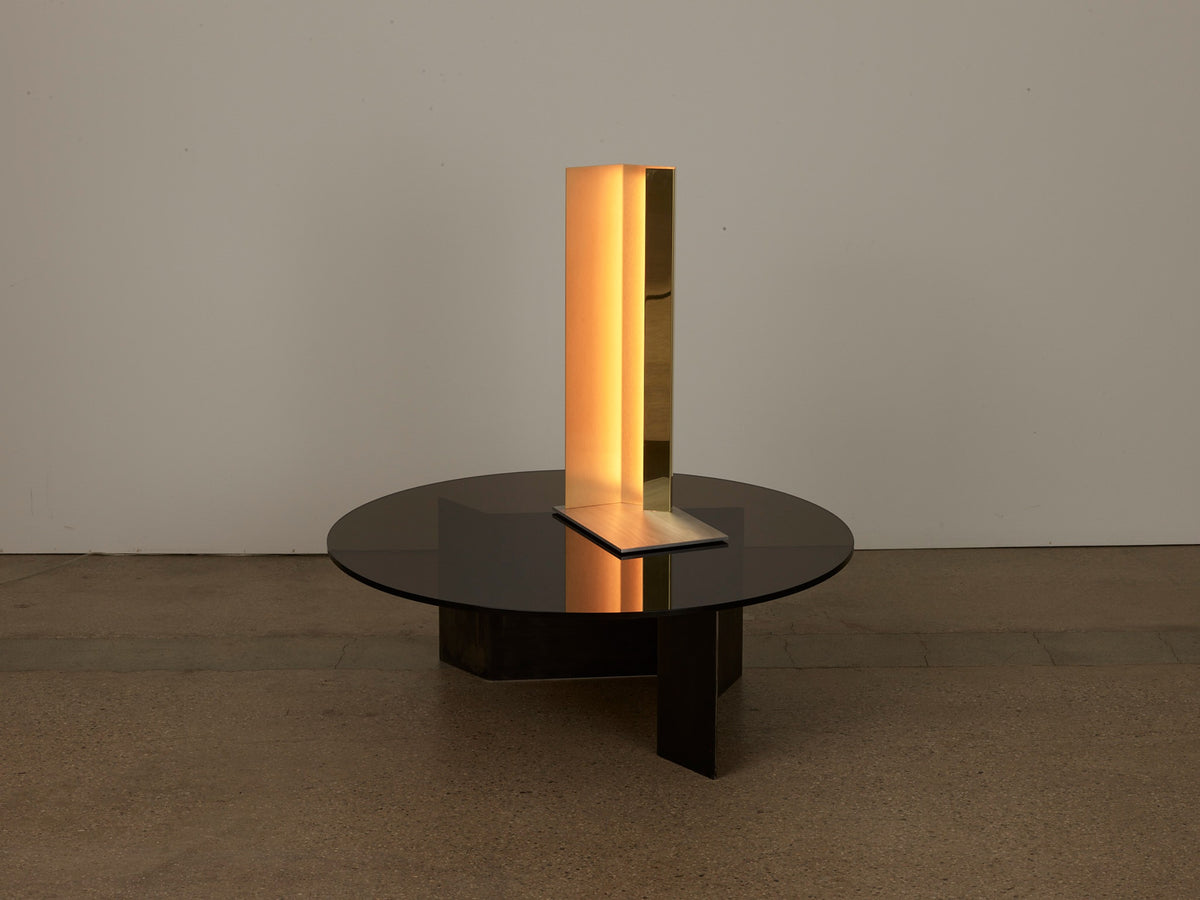 Mano Table Lamp