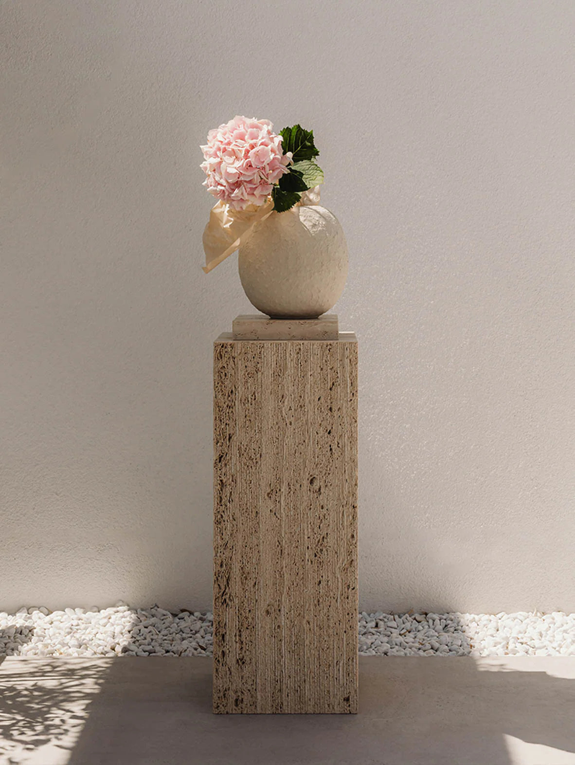 Turi Pedestal