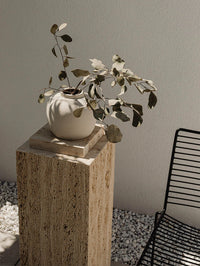 Turi Pedestal