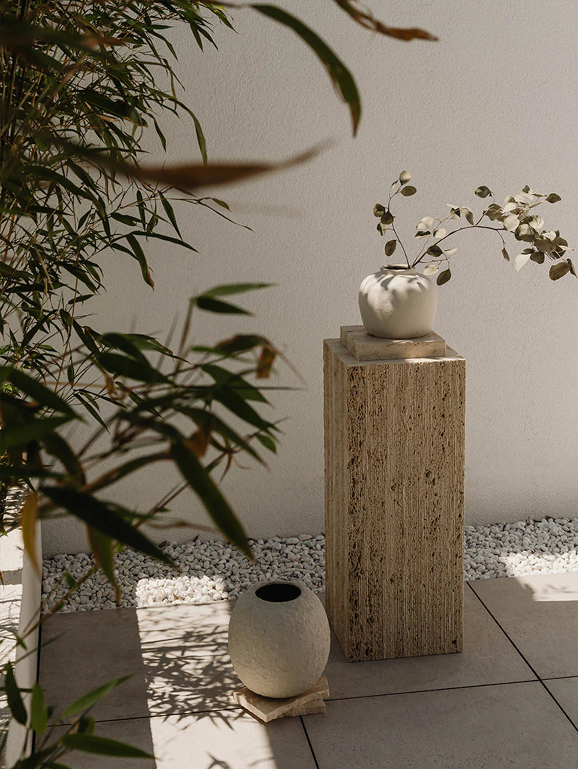 Turi Pedestal